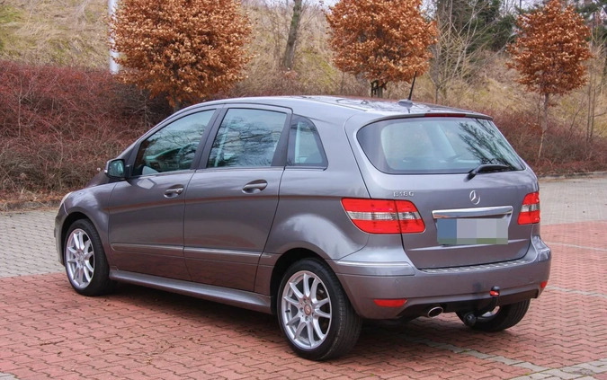 Mercedes-Benz Klasa B cena 27900 przebieg: 168000, rok produkcji 2010 z Wałbrzych małe 781